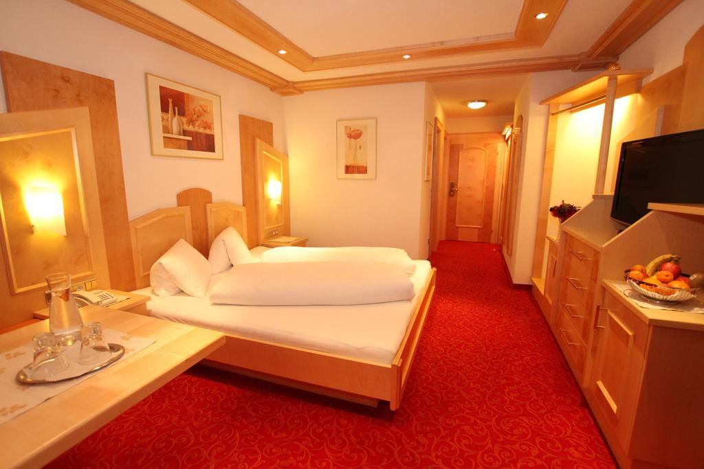 Alphotel Garni Salner Ischgl Ngoại thất bức ảnh