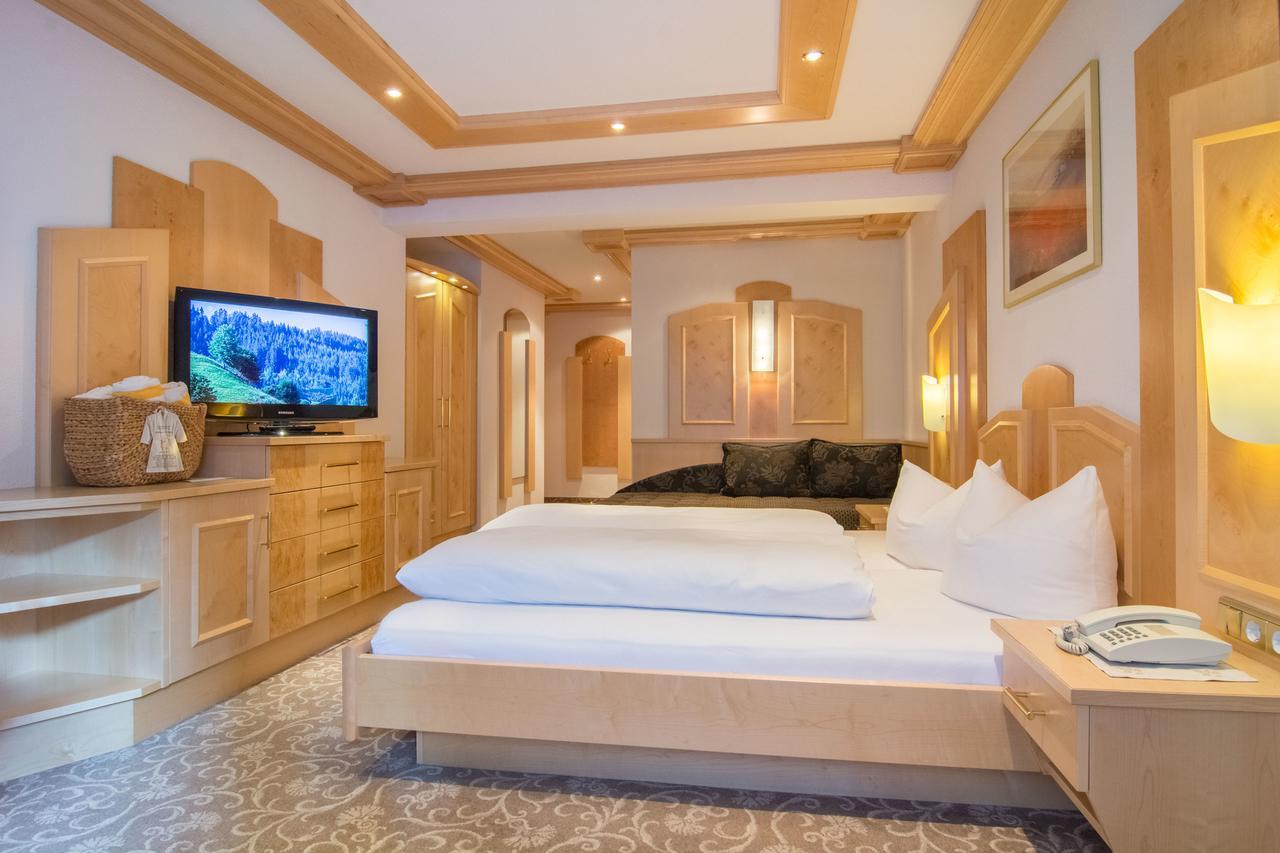 Alphotel Garni Salner Ischgl Ngoại thất bức ảnh